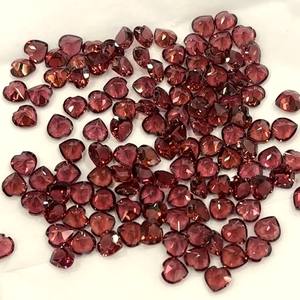 Natural Red <b>Garnet</b> Heart Cut Carved Faceted Loose Gemstones For Jewelry Making 4mm Certified Heart shape <b>Garnet</b> Stone Wholesale - Product Image 3