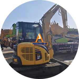 Mini pelle sur chenilles Komatsu PC55mr-3 5.5 tonnes d'occasion PC 55 Digger PC55MR à vendre - Product Image 1