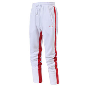 Vêtements décontractés avec logo personnalisé Survêtement de jogging pour homme Survêtement d'hiver pour adultes Ensemble avec option pour femme Vêtements de jogging - Product Image 3