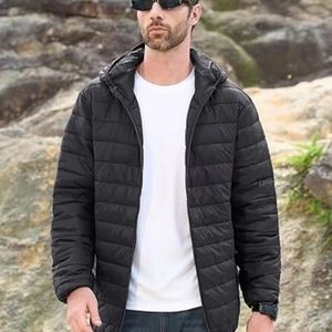 เสื้อแจ็คเก็ตพัฟเฟอร์แบบสั่งทำพิเศษสำหรับผู้ชาย พร้อมโลโก้พิมพ์ คุณภาพสูง อุ่นสบายสำหรับฤดูหนาว เหมาะสำหรับสวมใส่ลำลองกลางแจ้ง ดีไซน์ปี 2025 - Product Image 2