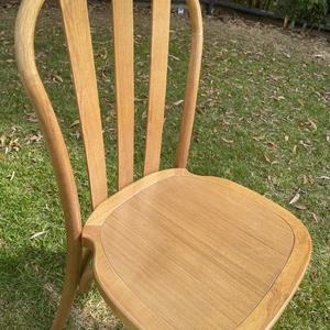 Chaise de salle à manger de villa moderne en bois de teck massif avec cadre en bois de teck massif de couleur naturelle et matériaux de haute qualité pour une utilisation en intérieur et en extérieur - Product Image 3