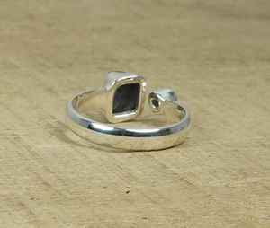 Bague fine en argent sterling 925 faite à la main Design classique unique avec pierre précieuse Lolite brute naturelle Vermeil d'éternité personnalisé - Product Image 4