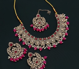 Ensemble ras du cou de luxe styliste tendance New Shadow avec boucles d'oreilles et Tikka avec perle Parure de bijoux pour femmes pour mariage - Product Image 5