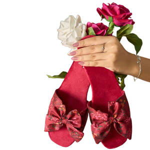 Low Price in Stock Women Slide for Anti-Slippery Genuine Leather Outsole High Quality Fashion <b>Design</b> All Seasons - Product Image 1