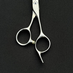 Ciseaux de coiffeur professionnels en acier inoxydable sur mesure pour salons et outil de beauté de Style de revêtement de papier de coupe de cheveux - Product Image 3