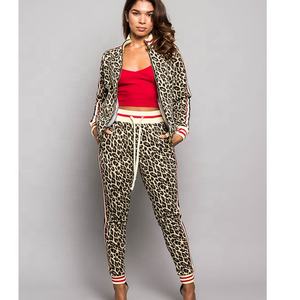 ชุดวอร์มผู้ชาย ดีไซน์ล่าสุด 2026 ผ้าโพลีเอสเตอร์ 100% สำหรับฤดูหนาว แขนยาว สีดำล้วน สไตล์ลำลอง  ขาย - Product Image 6