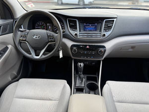 HYUNDAI TUCSON 2.0L SE AWD 2017 - Product Image 2
