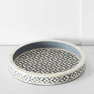 ถาดเสิร์ฟทรงกลมฝังลายกระดูก พร้อมสีที่กำหนดเอง สำหรับบ้านและโรงแรม หรูหรา ขนาดสั่งทำ งานฝีมือทำมือ ทันสมัย ทนทาน งานศิลปะ - Product Image 4