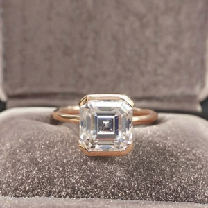 Bague de fiançailles en or 14 carats demi-sertie, diamant de laboratoire taille Asscher 4 carats, certifié IGI, solitaire, bijoux de mariage personnalisés - Product Image 1