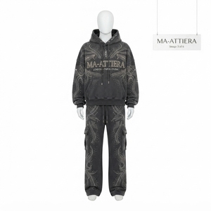 Conjunto de Sudadera con Capucha y Pantalones Cargo con Pedrería Negra para Mujer, Estilo Urbano Oversize, Venta al por Mayor OEM - Product Image 3