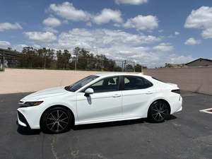 Camry SE FWD 2022 Usado de Élite - Product Image 2