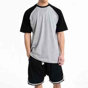 Directo de fábrica Casual sólido manga raglán camiseta y pantalones cortos Twin Set para hombres al por mayor logotipo personalizado conjunto de 2 piezas - Product Image 2