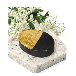 Vente en gros Porte-savon unique en marbre Porte-pierre noir poli avec style d'amour pour salle de bain Décoration de toilette - Product Image 3