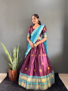 Lehenga choli ผ้าคอตตอนดูปองต้าสำหรับใส่ไปร่วมงานเทศกาลเปิดตัว - Product Image 3