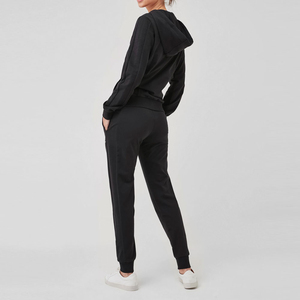 Ensembles de vêtements de jogging de haute qualité pour femmes avec taille et couleur personnalisées Survêtement à fermeture éclair pour femmes 100% coton avec logo personnalisé - Product Image 2