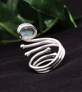 Anillo de piedras preciosas Larimar de plata 925, anillo de fiesta personalizado de diseñador ajustable para mujer para regalos y uso diario - Product Image 3