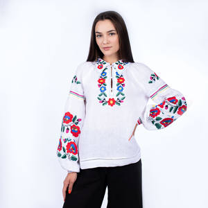 Chemisiers de paysans ukrainiens brodés à la main pour femmes, vêtements et hauts musulmans traditionnels - Product Image 1