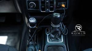 Jeep Wrangler Unlimited 2023 3.6L V6 4WD Automático |   SUV Todoterreno Elevado |   Jeep Wrangler Usado para Exportación - Product Image 3
