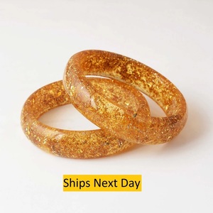 Brazalete de resina de moda de estilo Vintage de marca para mujer Brazaletes coloridos altamente pulidos personalizados de alta calidad hechos en la India - Product Image 3