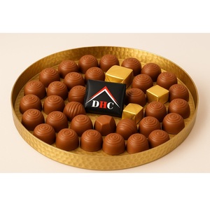 Bandeja decorativa de metal para servir chocolate, decadencia dorada para su decoración, perfecta para aquellos que aman dejar una impresión duradera - Product Image 6