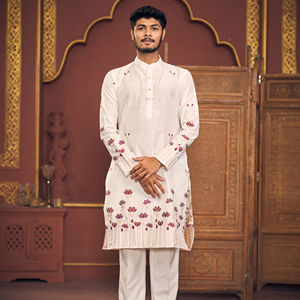Kurta นักออกแบบที่เงียบสงบลายดอกไม้ - Product Image 1