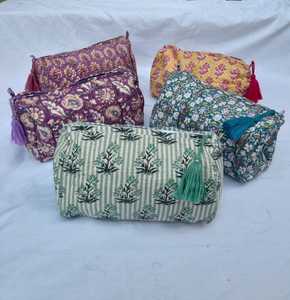 กระเป๋าผ้าคอตตอนบุผ้าพิมพ์ลายบล็อกพร้อมฝาปิดมีซิปกระเป๋าเครื่องแป้งกระเป๋าเดินทางชายหาดอุปกรณ์เสริมสำหรับผู้หญิง - Product Image 6