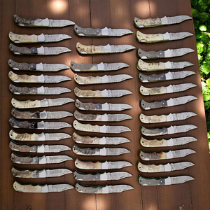 Couteau pliant de poche en acier Damas forgé à la main avec étui en cuir, cadeau, vente en gros, tendance aux États-Unis, corne de bélier, haute qualité, pour l'extérieur - Product Image 3