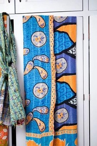 100% orgánico Mulmul Vintage Kantha algodón edredón suave y cómodo patrón sólido hecho a mano en India Lino lanza 55*85 pulgadas - Product Image 2