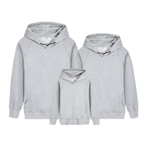 Sweats à capuche familiaux avec logo imprimé personnalisé pour femmes hommes enfants 300Gsm 67% coton 24.5% polyester solide motif avant Logo Hoodie 2025 - Product Image 1