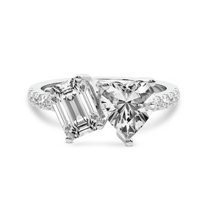 แหวน Dazzling Emerald Heart Toi Et Moi เพชรเพาะเลี้ยง 1.00 กะรัต น้ำหนักรวม 14 กะรัต ทองคำแท้ 14K สี FG ความสะอาดระดับ VS ประดับเพชร 12 เม็ดแบบฝัง - Product Image 1