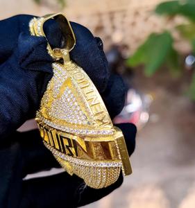 Pendentif Hip Hop en argent 925 plaqué or avec diamants Moissanite VVS de style moderne, glacé, pour rappeurs, cadeau à bas prix - Product Image 3