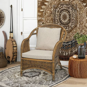 Sillón Aleta con Diseño Trenzado para Sala de Estar, Hotel, Comedor, Centro Comercial y Entrada - Hecho a Mano en Indonesia - Product Image 2