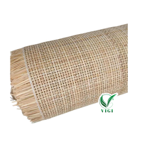 Rollo de cinta de caña de ratán vietnamita tradicional para puertas de paneles decorativos y diseño de tapicería