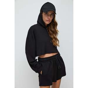 Sweat-shirt court à col rond doux au toucher pour tous les jours - Product Image 5