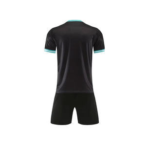 Vente à chaud de vêtements de football légers Logo personnalisé/couleur Respirant et confortable Design tendance au meilleur prix - Product Image 3