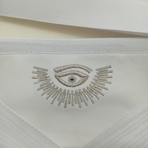 Delantal masónico maestro masónico blanco elegante, detalles plateados bordados a mano con diseño de ojo que todo lo ve y cuadrado y brújula - Product Image 6