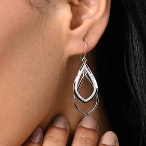 Boucles d'oreilles pendantes géométriques en perles plaquées or vintage pour mariages et cadeaux de fête - Product Image 4
