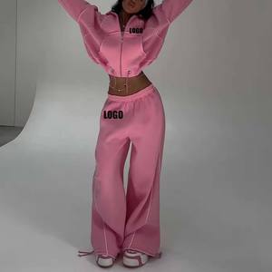 Ensemble survêtement 2 pièces pour femme avec logo personnalisé, sweat à capuche zippé et pantalon de jogging à jambes larges - Product Image 5
