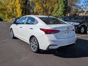 Hy-undai Accent Limited 2022 d'occasion - Product Image 5