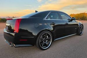 CADILLAC CTS-V SEDÁN 2012 USADO, VOLANTE A LA IZQUIERDA/DERECHA - Product Image 6