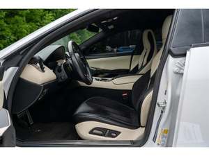 รถ SUV รุ่นปี 2024 สปอร์ต สวยงาม ขับเคลื่อนล้อหลัง พวงมาลัยซ้าย หลังคาอลูมิเนียมอัลลอยด์ ยาง R17 พร้อมขาย พร้อมขับ สภาพดี - Product Image 4