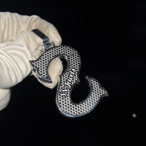 Colgante de plata 925 con iniciales personalizadas, collar de estilo hip hop de moissanita de nueva moda - Product Image 3