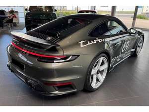 รถ SUV ปี 2025 รุ่น 911 Turbo 50 Years หลังใช้งานมาแล้ว สภาพดี หลังคาคาร์บอนน้ำหนักเบา เครื่องยนต์เบนซิน 4.1-6 ลิตร 650 แรงม้า ล้อแม็ก R20 ระบบสันดาปภายในแบบ Dark - Product Image 2