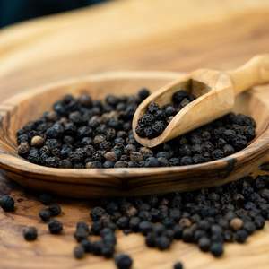 Poivre noir biologique de qualité supérieure 100% épices naturelles et sans pesticides pour la cuisine de tous les jours - Product Image 5