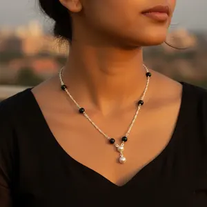 Collar de Perlas con Cuentas de Plata 925 para Mujer, Joyería de Moda con Ónix Negro - Product Image 1