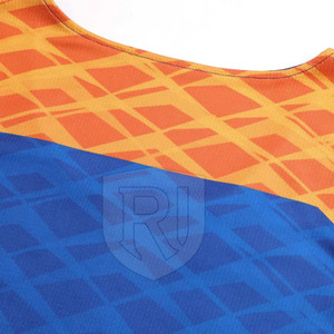 Uniforme de Baloncesto de Secado Rápido, Transpirable, 100% Poliéster, Personalizable, Nuevo en Stock, Estilo Superior - Product Image 4