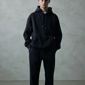 เสื้อฮู้ดดี้ผู้ชายรุ่นใหม่ล่าสุดสำหรับฤดูหนาว พิมพ์ลายดิจิทัลคุณภาพสูง ปรับแต่งได้ ผลิตจากผ้าฟลีซ สำหรับขายส่ง - Product Image 1