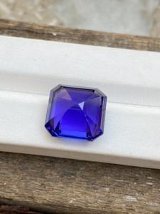 หินสีโทนาไนต์ธรรมชาติสีฟ้าเข้มตัดจากมรกตสี่เหลี่ยมคุณภาพหรูหราขนาดใหญ่ซูไซต์แทนซาไนต์แว่นตา18.35กะรัต - Product Image 5