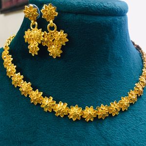 Collares chapados en oro de 24k para mujer, figuras de fiesta, collares de cobre de buena apariencia, caja clásica, cadena, 2022 - Product Image 4