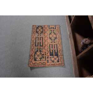 Alfombra Pequeña Vintage de 1.6x2.4 pies (49x72 cm), Alfombra Oriental Turca Marrón - Product Image 1